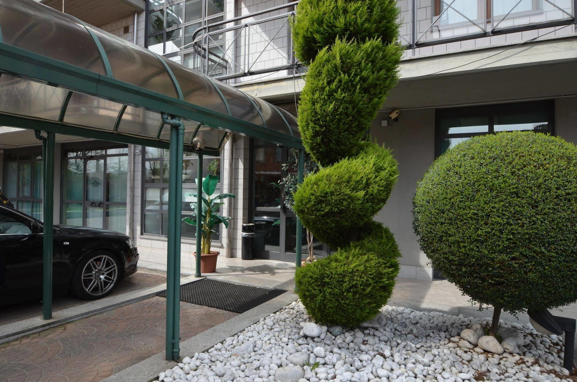 Hotel Residenza Delle Alpi Turijn Buitenkant foto